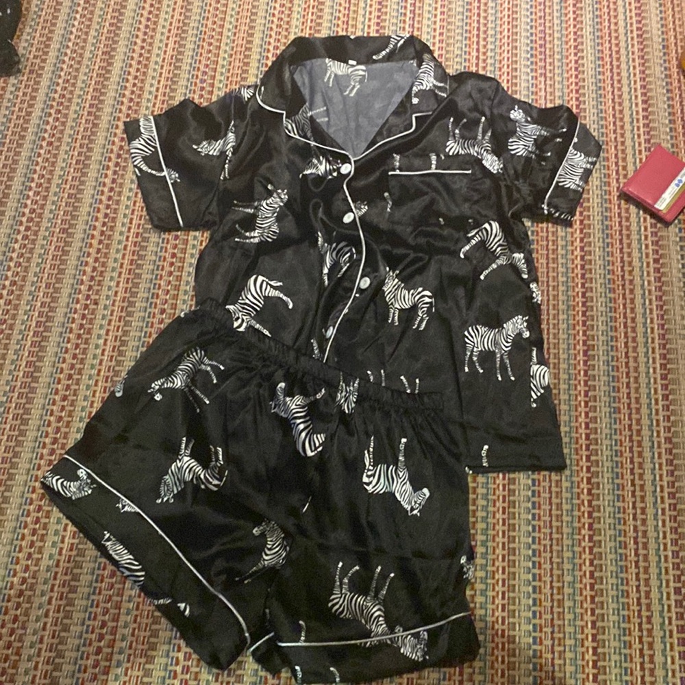 PJ SET size large